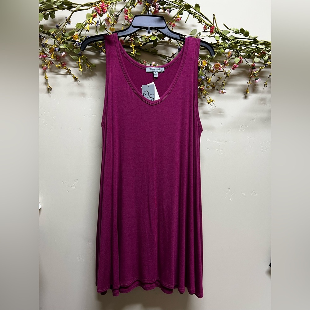 New Olivia Sky White Asymmetrical Sleeveless Tunic Tank Top - Picture 9 of 14
